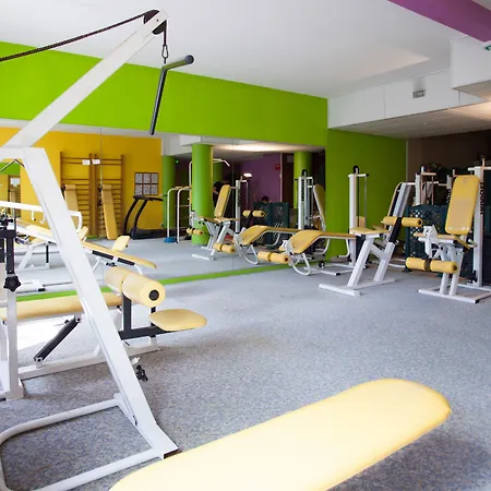 מלון Le Clos De L'aube Rouge - Montpellier / Le Lez קסטלנאו-לה-לז