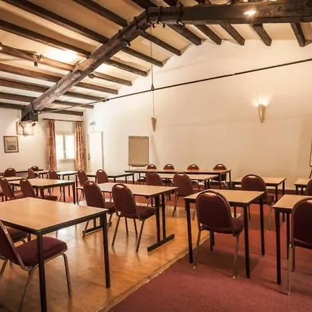 Le Clos De L'aube Rouge - Montpellier / Le Lez קסטלנאו-לה-לז