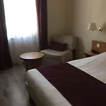 Le Clos De L'aube Rouge - Montpellier / Le Lez Hotel 3*