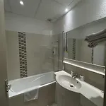Hotel Le Clos De L'aube Rouge - Montpellier / Le Lez 3*