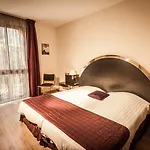 Hotel Le Clos De L'aube Rouge - Montpellier / Le Lez 3*