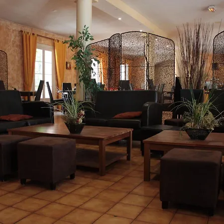 فندق Le Clos De L'aube Rouge - Montpellier / Le Lez 3*