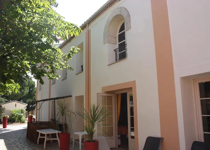 Le Clos De L'aube Rouge - Montpellier / Le Lez 3* 카스텔나우르레즈