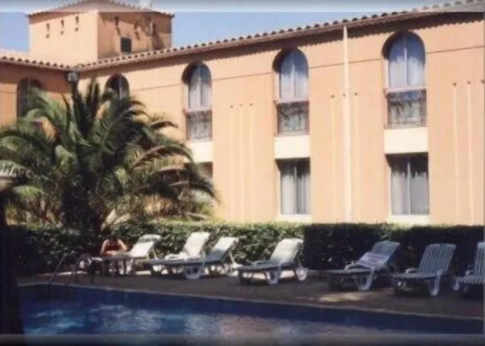 Le Clos De L'aube Rouge - Montpellier / Le Lez 호텔 카스텔나우르레즈